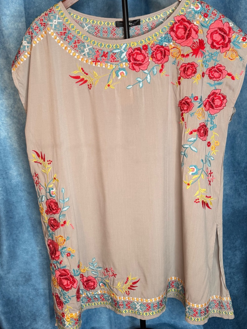 Beautiful Boho Tunic Top - Gray/Beige with intricate floral embroidery